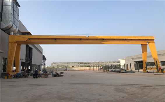 歐式起重機(jī)(門式起重機(jī)結(jié)構(gòu)，歐式電動(dòng)葫蘆機(jī)構(gòu)）