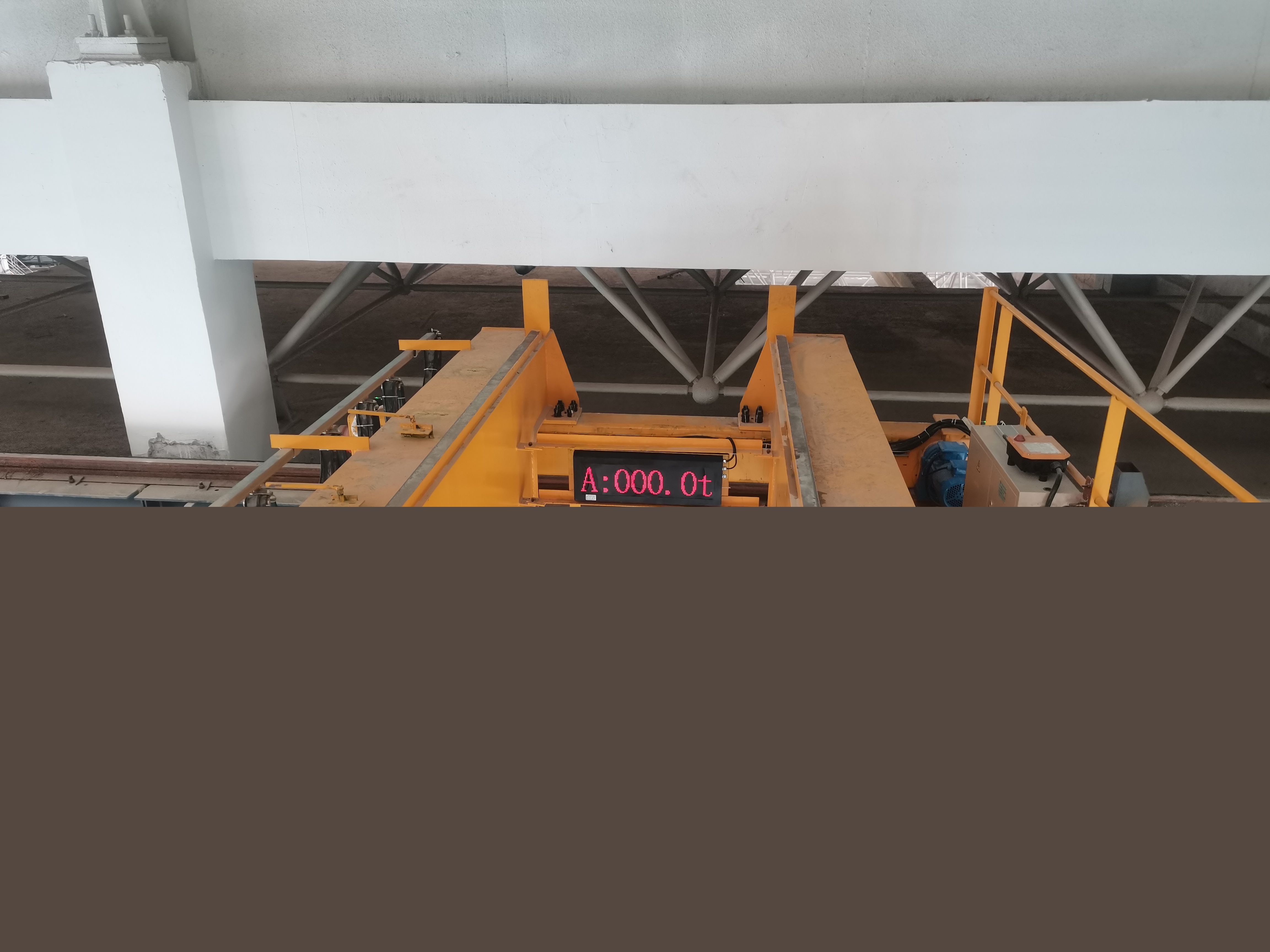 歐式雙梁起重機.jpg
